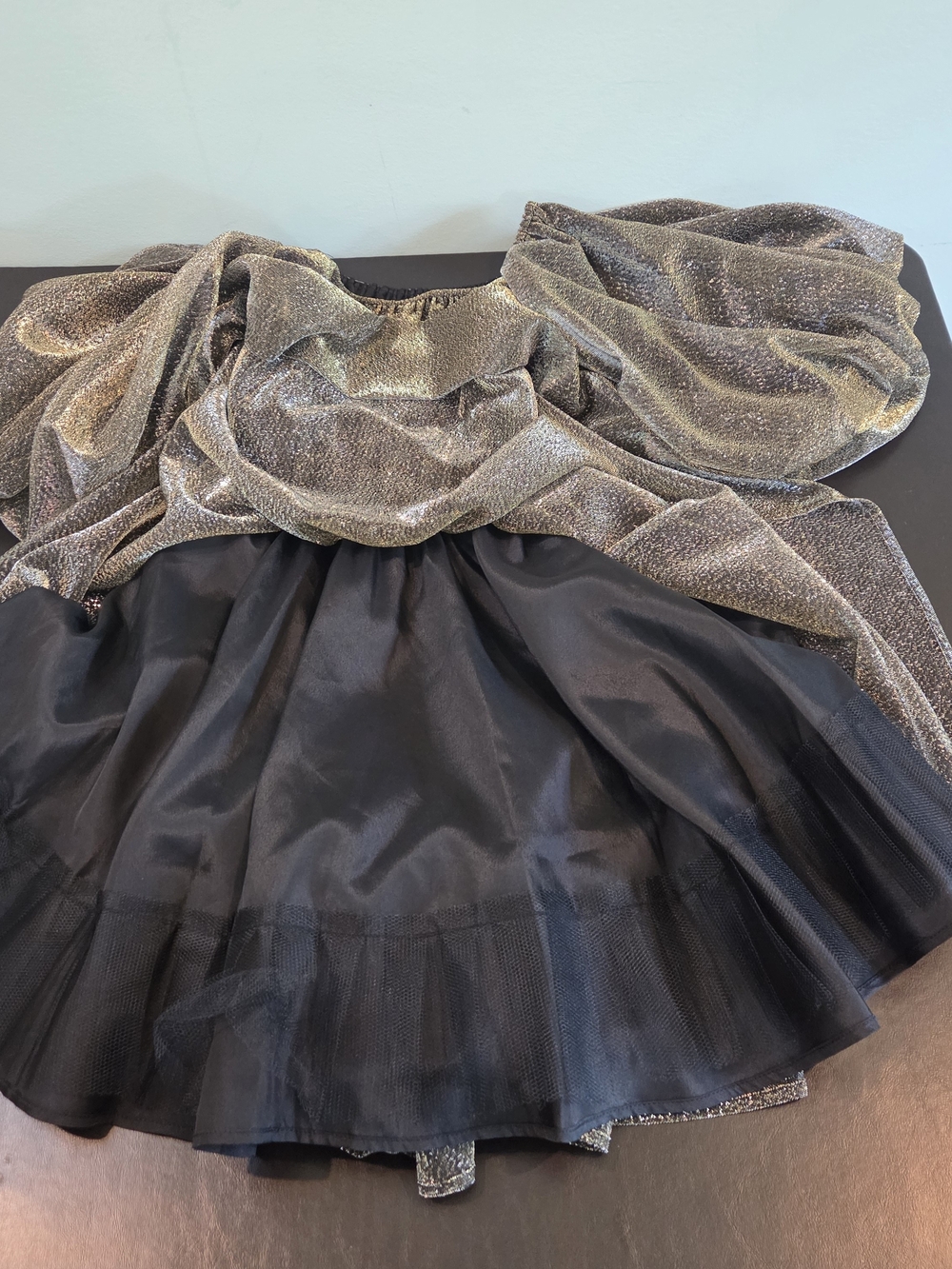 &merci Gold Metallic Puff Sleeve Square Neck Smocked Babydoll Mini Dress Size M - Picture 9 of 10